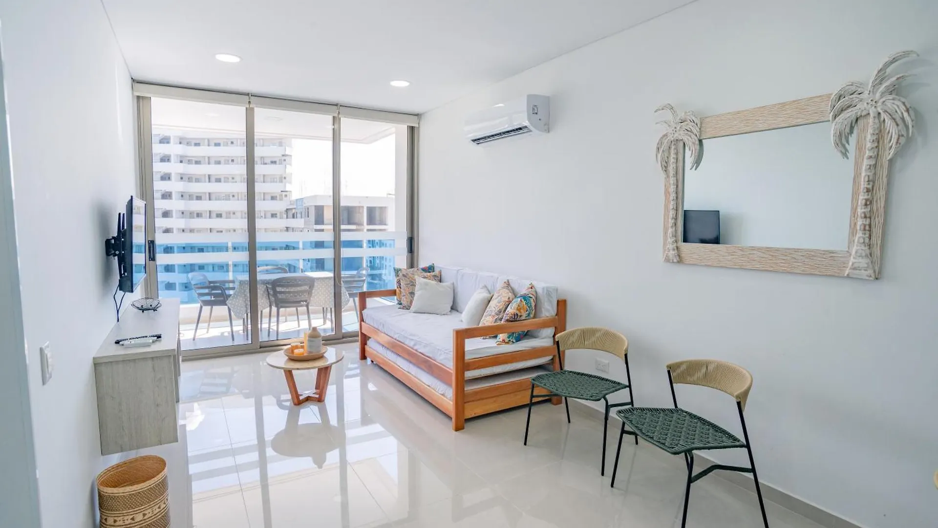 Apartamento Amoblado En Samaria, Primera Linea De Playa! Santa Marta  0*, Santa Marta (Magdalena) Colombia